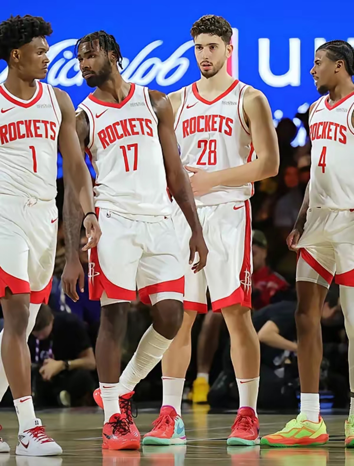 包含关键时刻迈阿密热火备战NBA总决赛；临场应变细节曝光；目标明确；纪律约束更严格的词条-kaiyun体育app